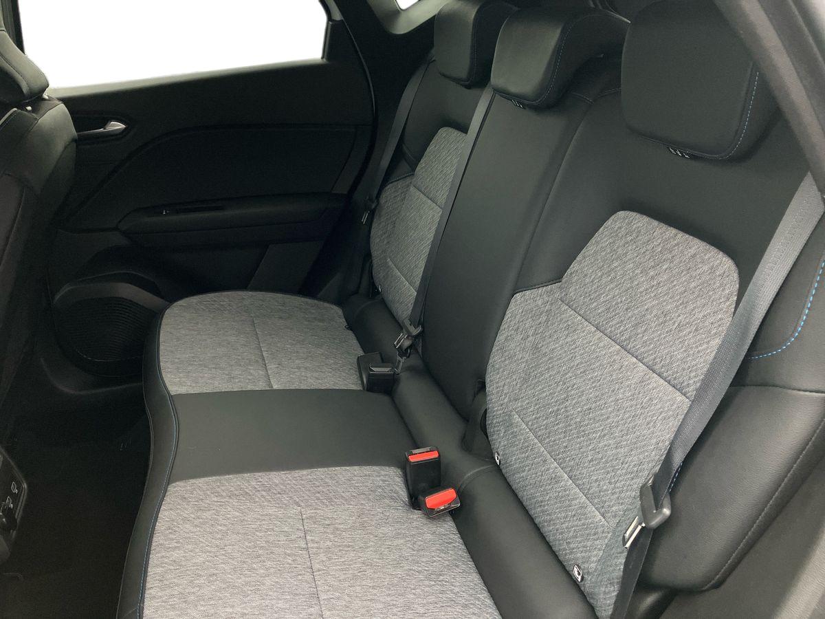 Used Renault Captur 2021 for sale - 77988352: Photo 24