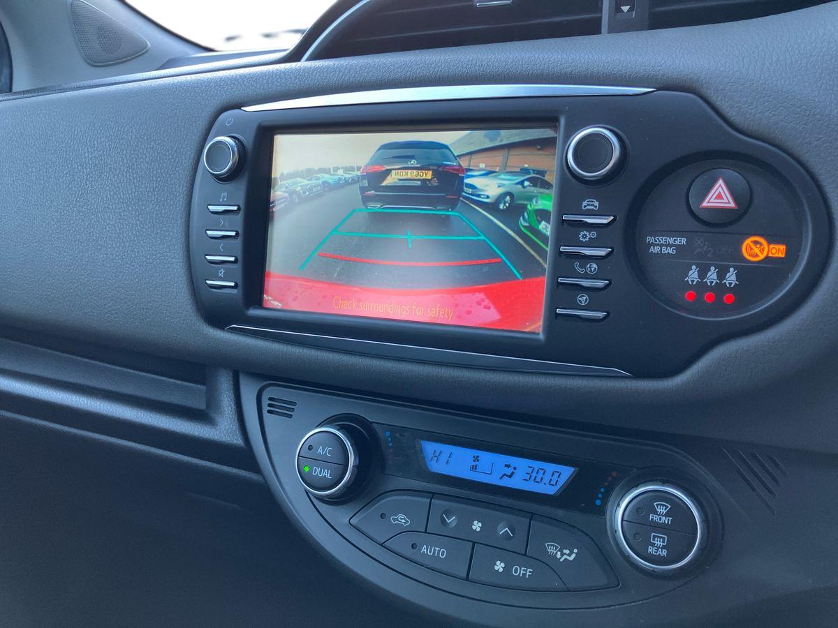 Used Toyota Yaris 2019 for sale - 77470825: Photo 26