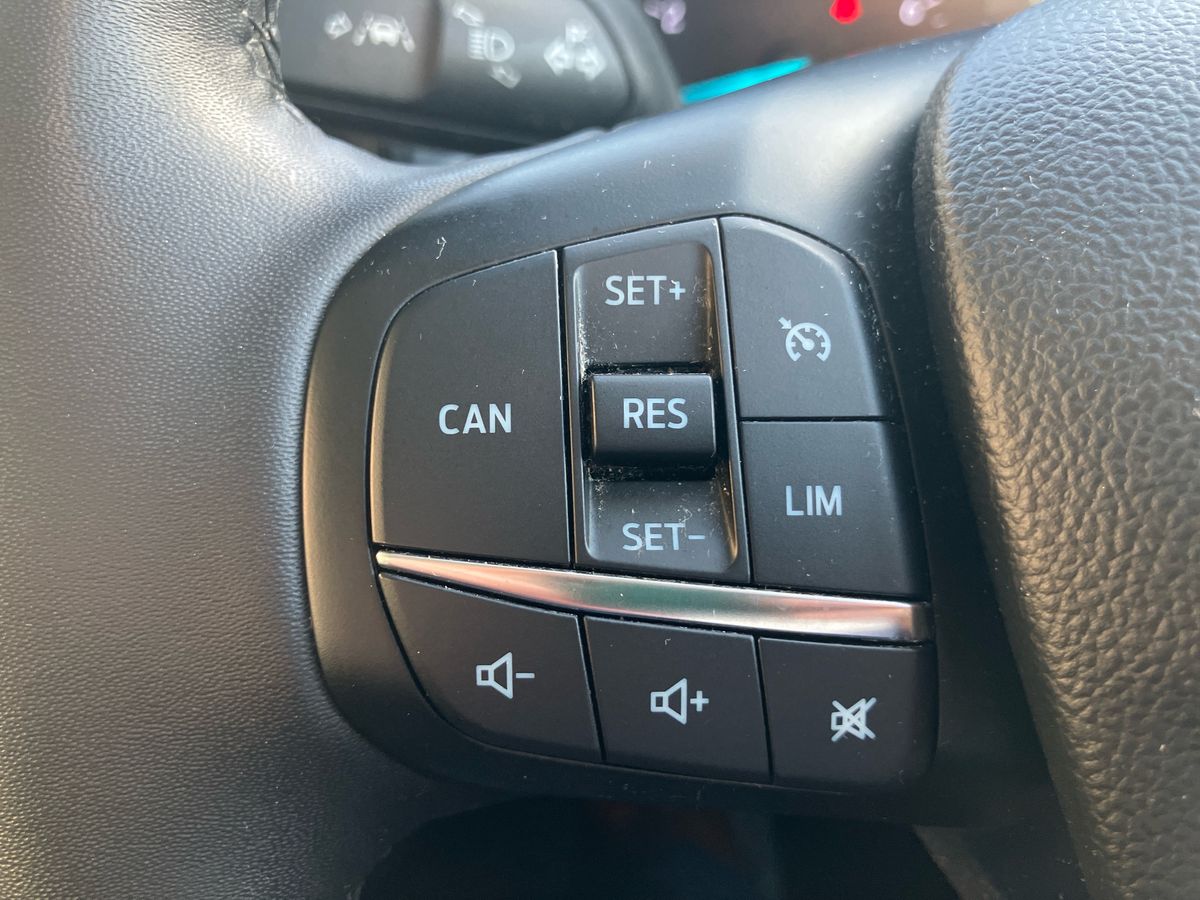 Used Ford Focus 2022 for sale - 76999365: Photo 31