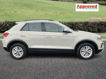Used Volkswagen T-Roc 2022 for sale - 77745873: Photo
