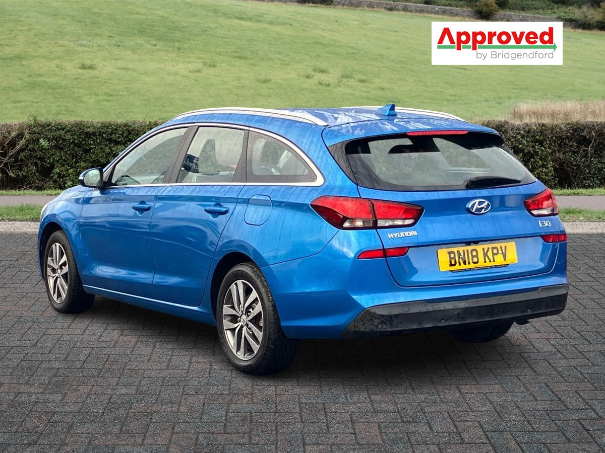 Used Hyundai i30 2018 for sale - 76660697: Photo 7