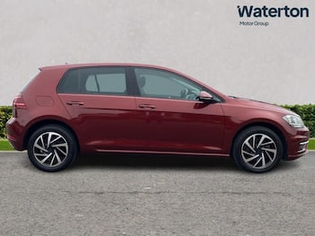 Used Volkswagen Golf 2019 for sale - 79712828: Photo