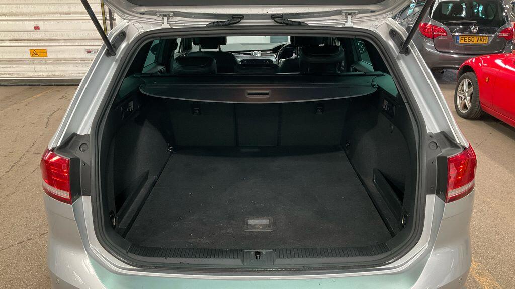 Used Volkswagen Passat 2019 for sale - 78048092: Photo 11