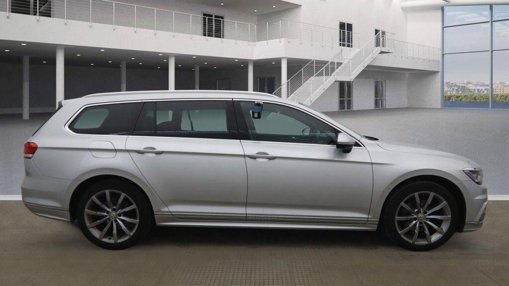 Used Volkswagen Passat 2019 for sale - 78048092: Photo 2