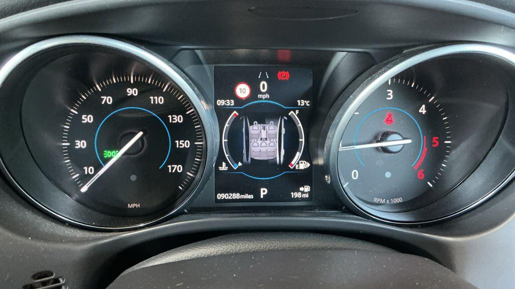 Used Jaguar XE for sale - 77958160: Photo 8