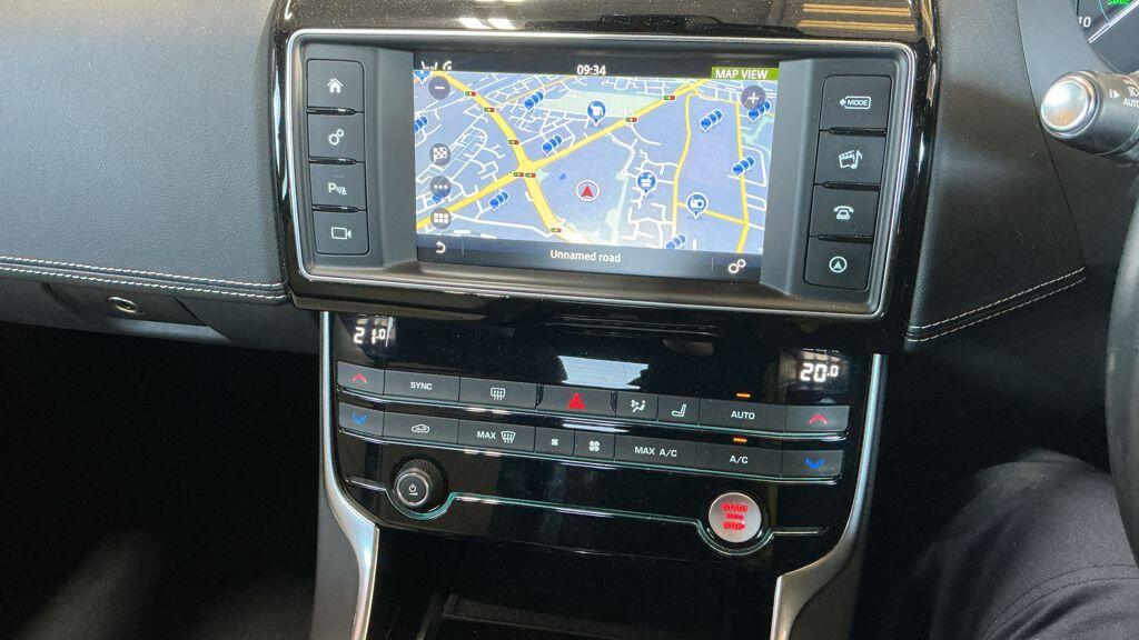 Used Jaguar XE for sale - 77958160: Photo 9