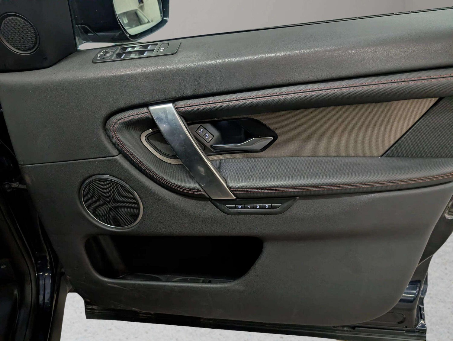 Used Land Rover Discovery Sport 2020 for sale - 77645718: Photo 30