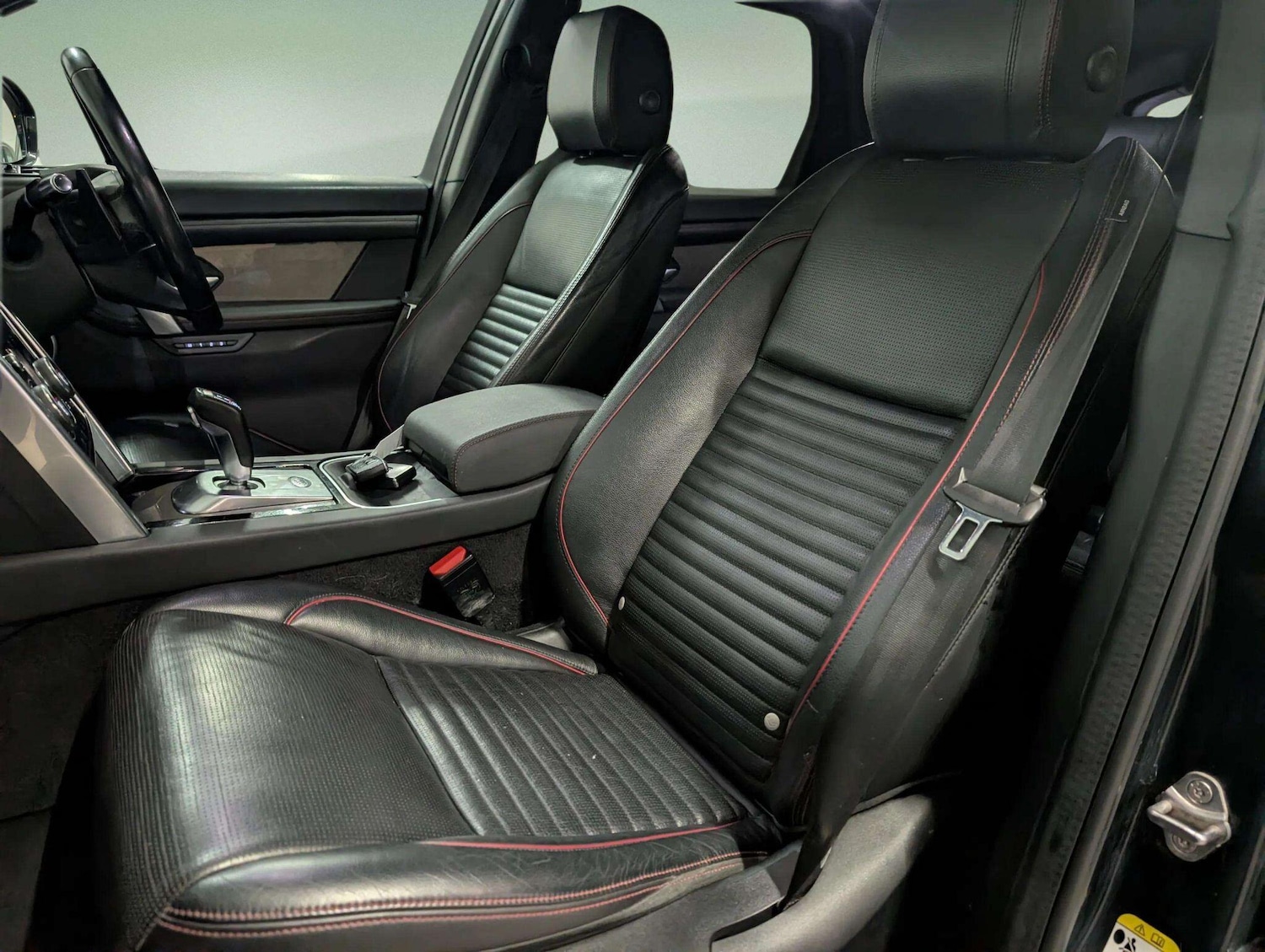 Used Land Rover Discovery Sport 2020 for sale - 77645718: Photo 41