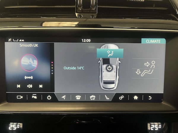Used Jaguar F-Pace 2018 for sale - 76167562: Photo 31