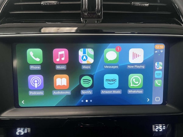 Used Jaguar F-Pace 2018 for sale - 76167562: Photo 34