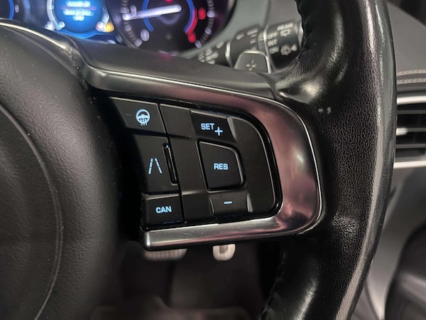 Used Jaguar F-Pace 2018 for sale - 76167562: Photo 42