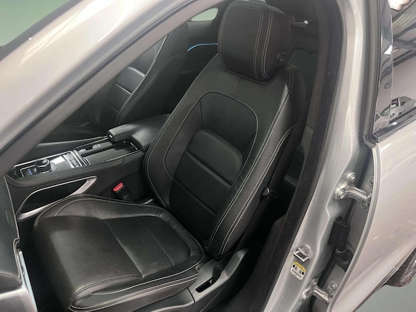 Used Jaguar F-Pace 2018 for sale - 76167562: Photo 50