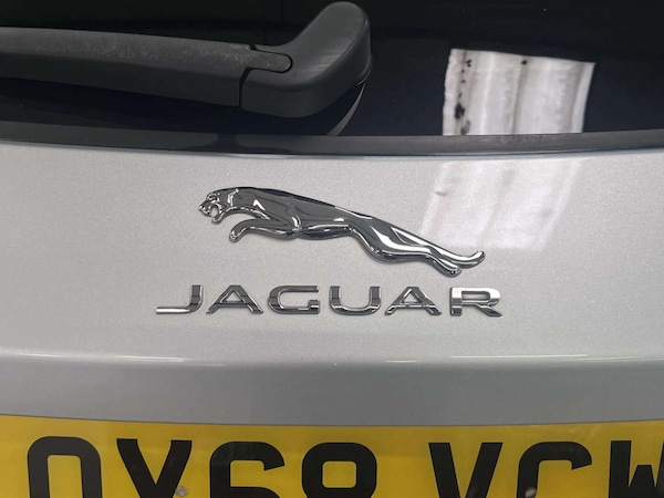 Used Jaguar F-Pace 2018 for sale - 76167562: Photo 61