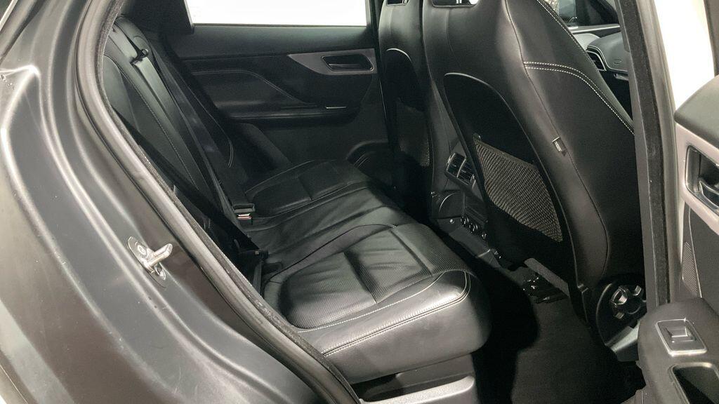 Used Jaguar F-Pace 2018 for sale - 77839023: Photo 10