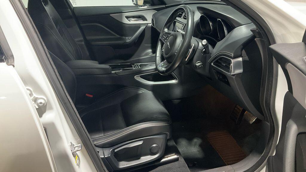 Used Jaguar F-Pace 2018 for sale - 77839023: Photo 7