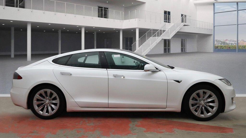 Used Tesla Model S 2019 for sale - 77646076: Photo 2