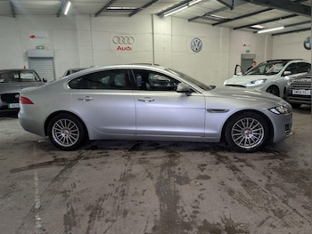 Used Jaguar XF 2018 for sale - 78007240: Photo