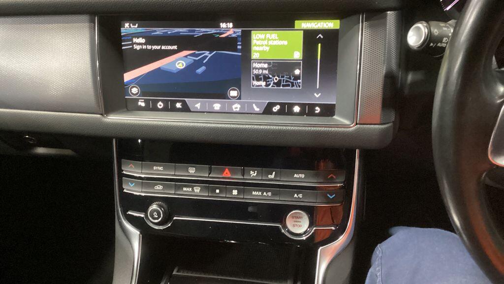 Used Jaguar XF 2019 for sale - 76912822: Photo 10