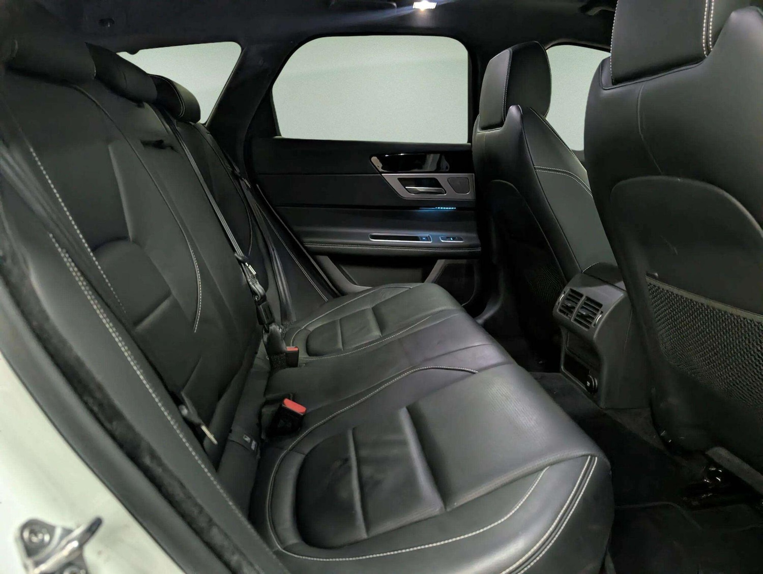 Used Jaguar XF 2019 for sale - 76912822: Photo 42