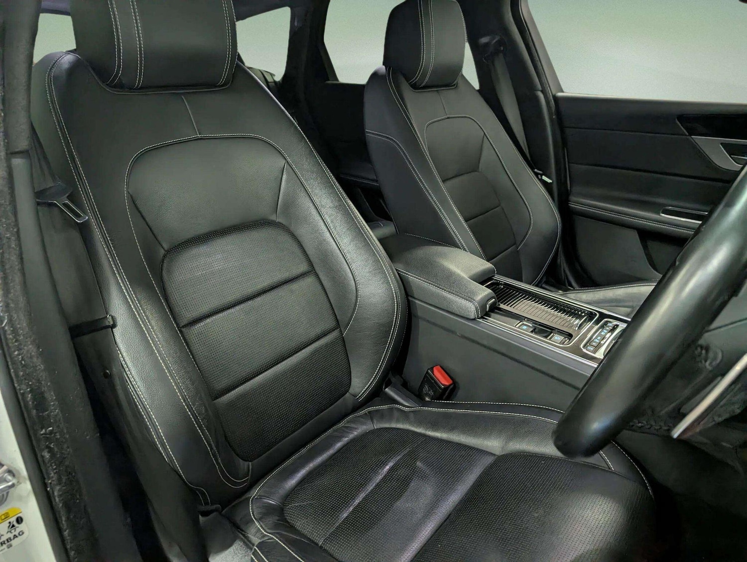 Used Jaguar XF 2019 for sale - 76912822: Photo 44