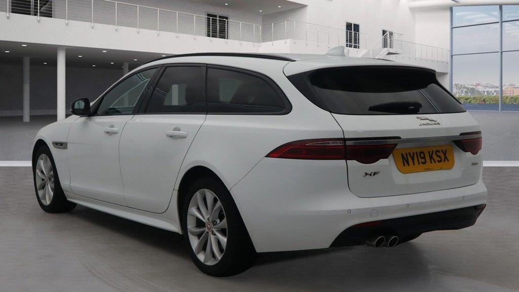 Used Jaguar XF 2019 for sale - 76912822: Photo 7