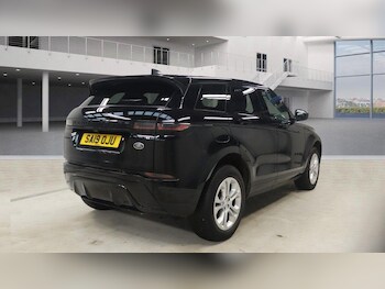 Used Land Rover Range Rover Evoque 2019 for sale - 77969679: Photo