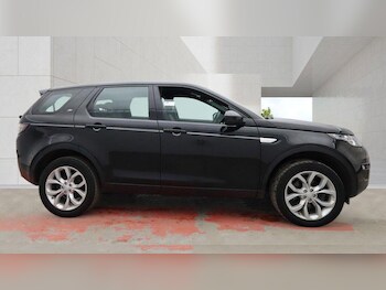Used Land Rover Discovery Sport 2016 for sale - 78116071: Photo
