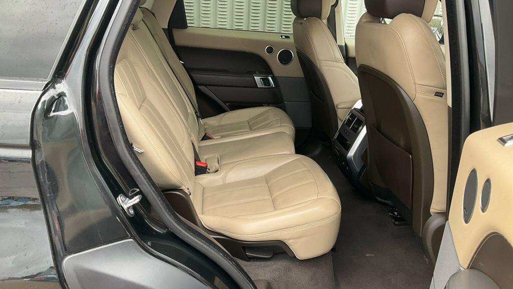 Used Land Rover Range Rover Sport 2018 for sale - 77970217: Photo 11