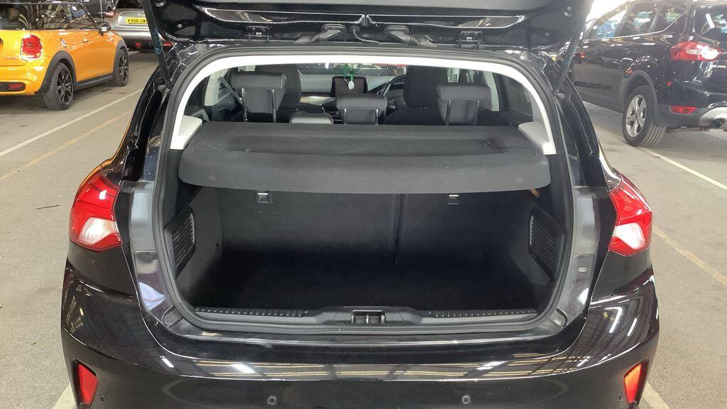 Used Ford Focus 2020 for sale - 76585428: Photo 13