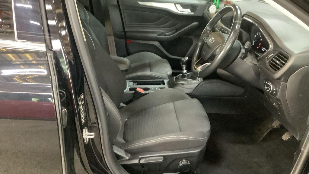 Used Ford Focus 2020 for sale - 76585428: Photo 9