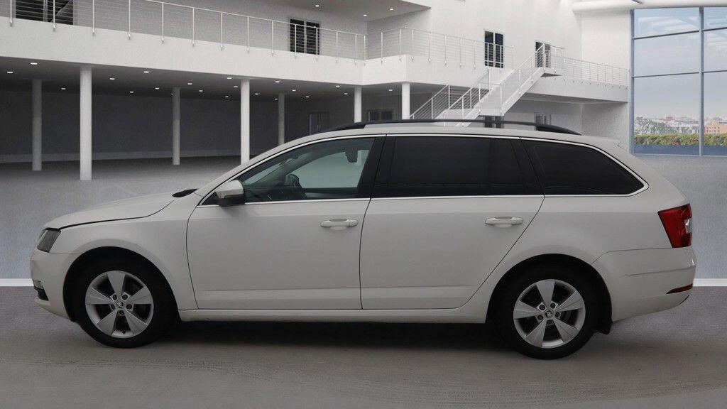 Used Skoda Octavia 2018 for sale - 77722616: Photo 6