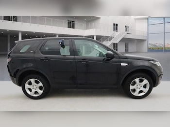 Used Land Rover Discovery Sport 2018 for sale - 77550487: Photo