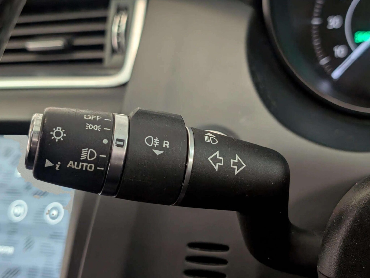 Used Jaguar E-Pace 2018 for sale - 75941564: Photo 42