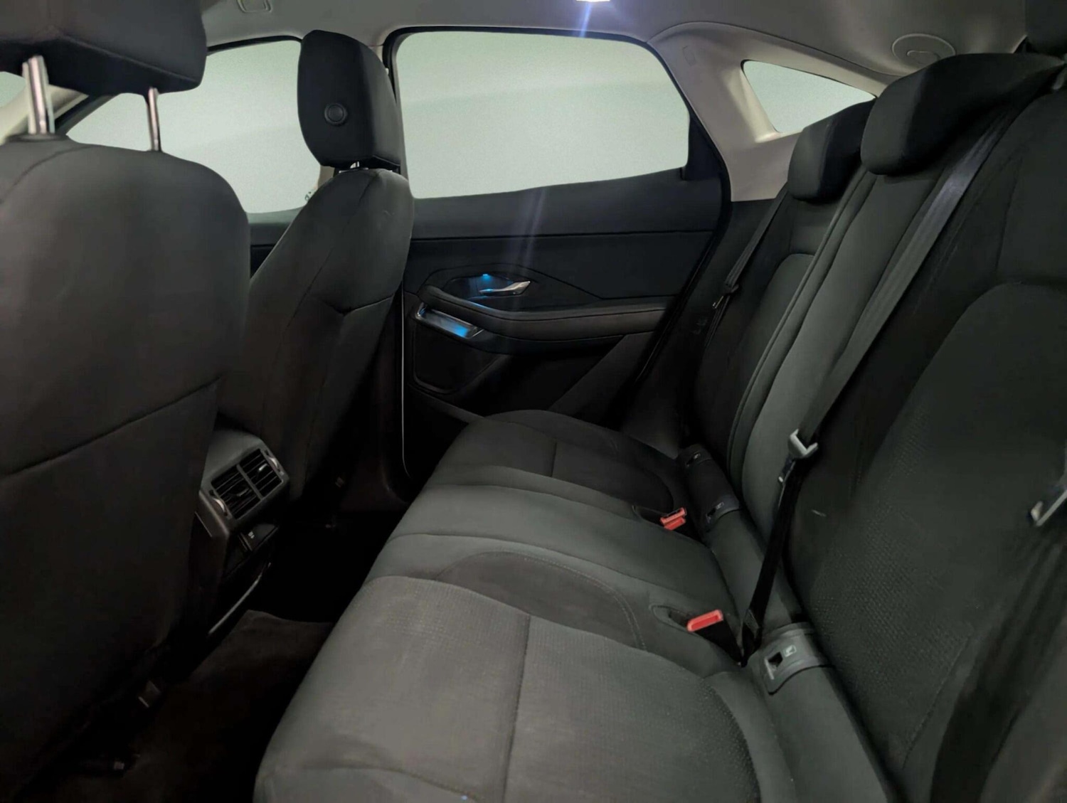 Used Jaguar E-Pace 2018 for sale - 75941564: Photo 48