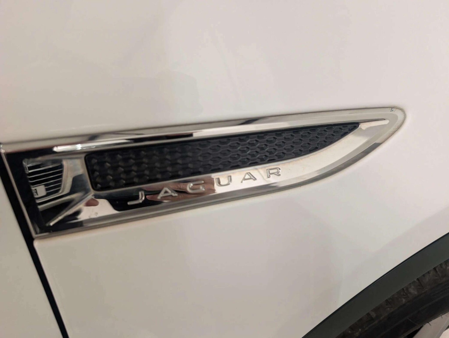 Used Jaguar E-Pace 2018 for sale - 75941564: Photo 54