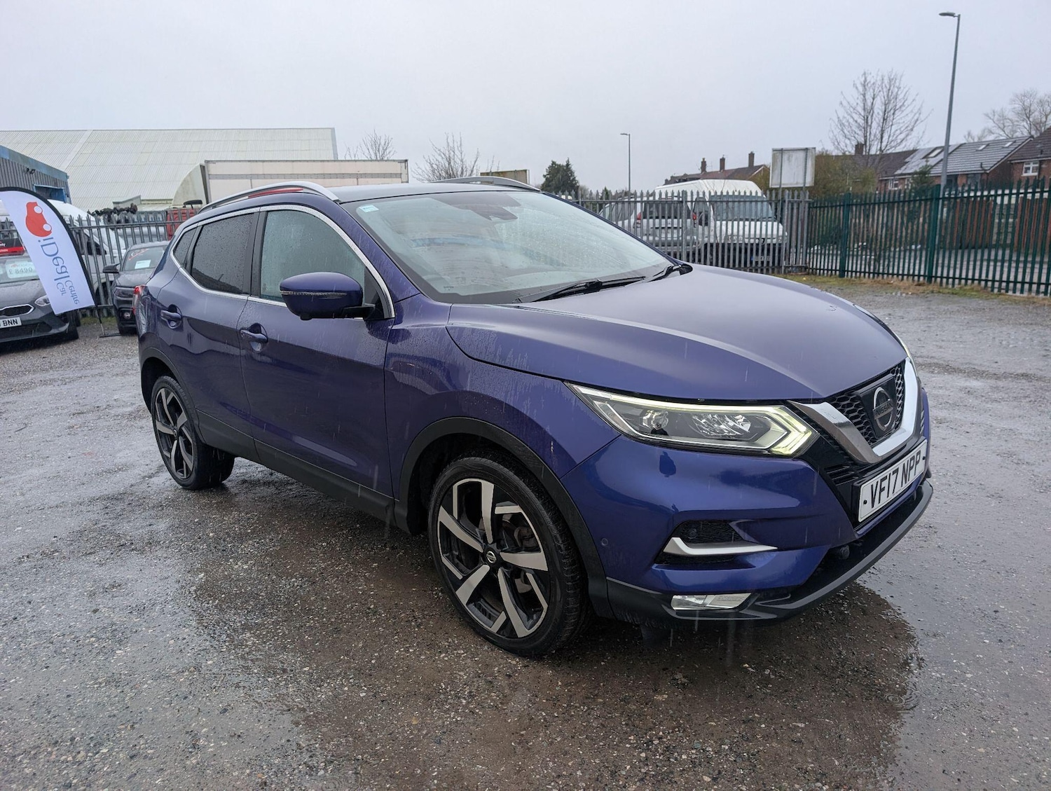Used Nissan Qashqai 2017 for sale - 77633805: Photo 2