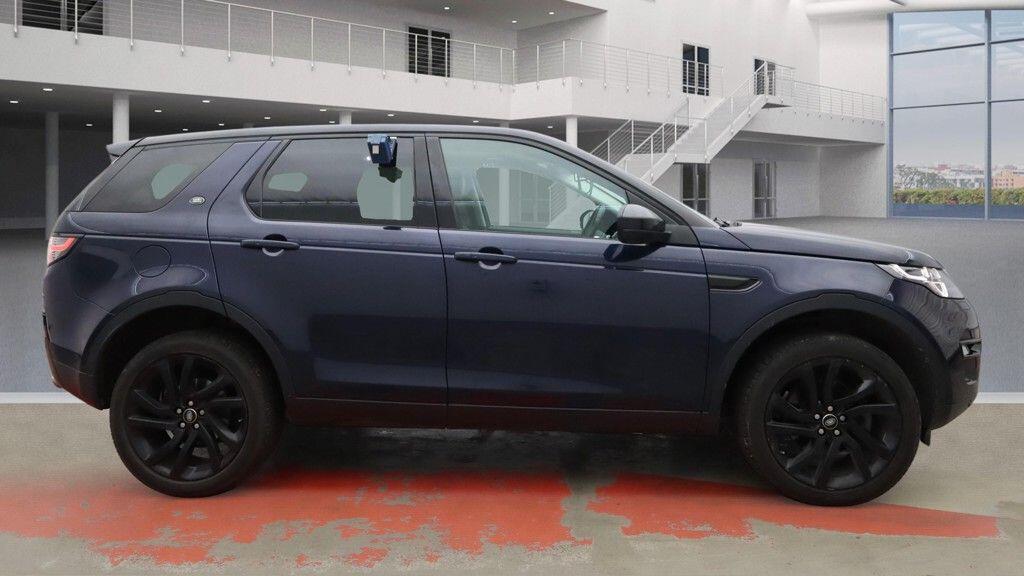 Used Land Rover Discovery Sport 2018 for sale - 77783214: Photo 2