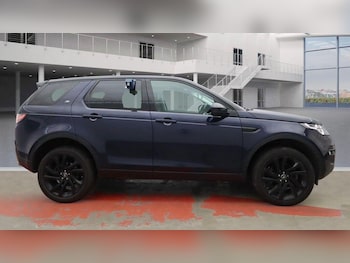 Used Land Rover Discovery Sport 2018 for sale - 77783214: Photo