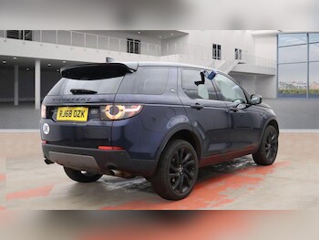 Used Land Rover Discovery Sport 2018 for sale - 77783214: Photo
