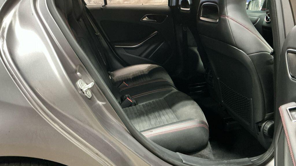 Used Mercedes-Benz A-Class 2017 for sale - 77454902: Photo 11