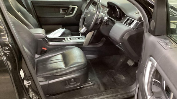 Used Land Rover Discovery Sport 2017 for sale - 76306489: Photo 8