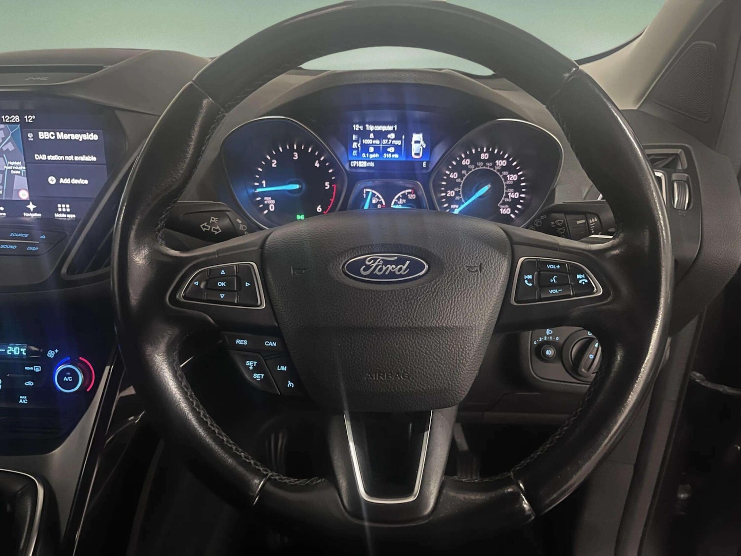 Used Ford Kuga 2018 for sale - 76433292: Photo 30