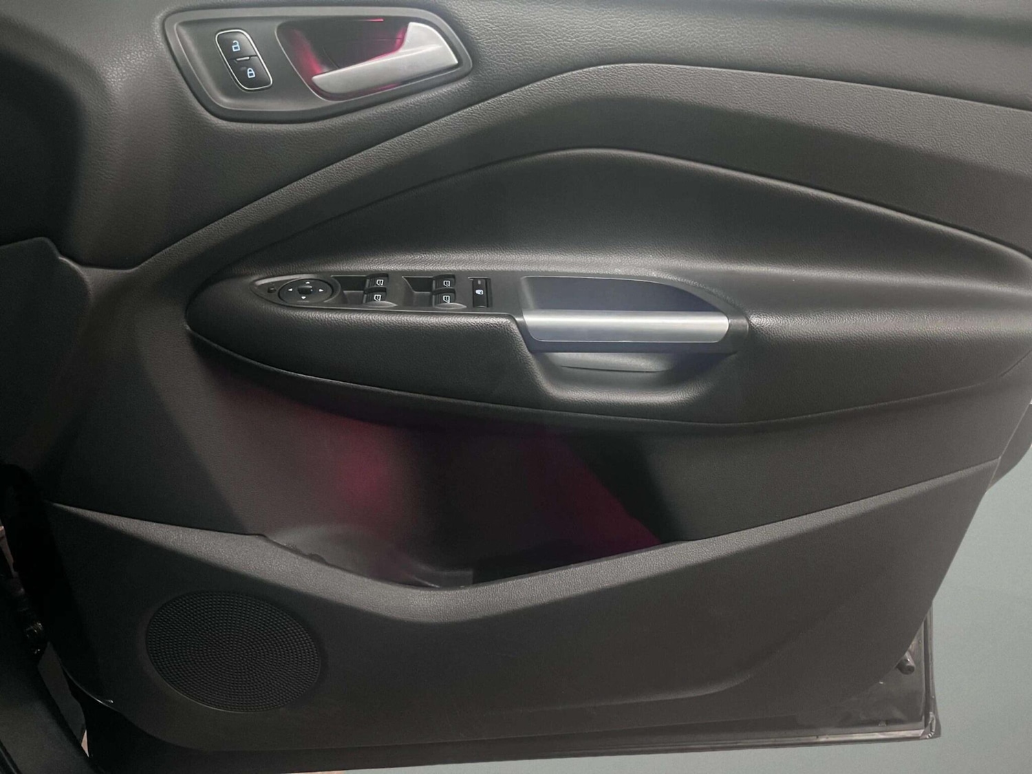 Used Ford Kuga 2018 for sale - 76433292: Photo 36