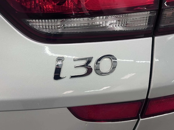 Used Hyundai i30 2018 for sale - 76071595: Photo 51