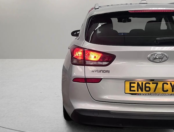 Used Hyundai i30 2018 for sale - 76071595: Photo 9