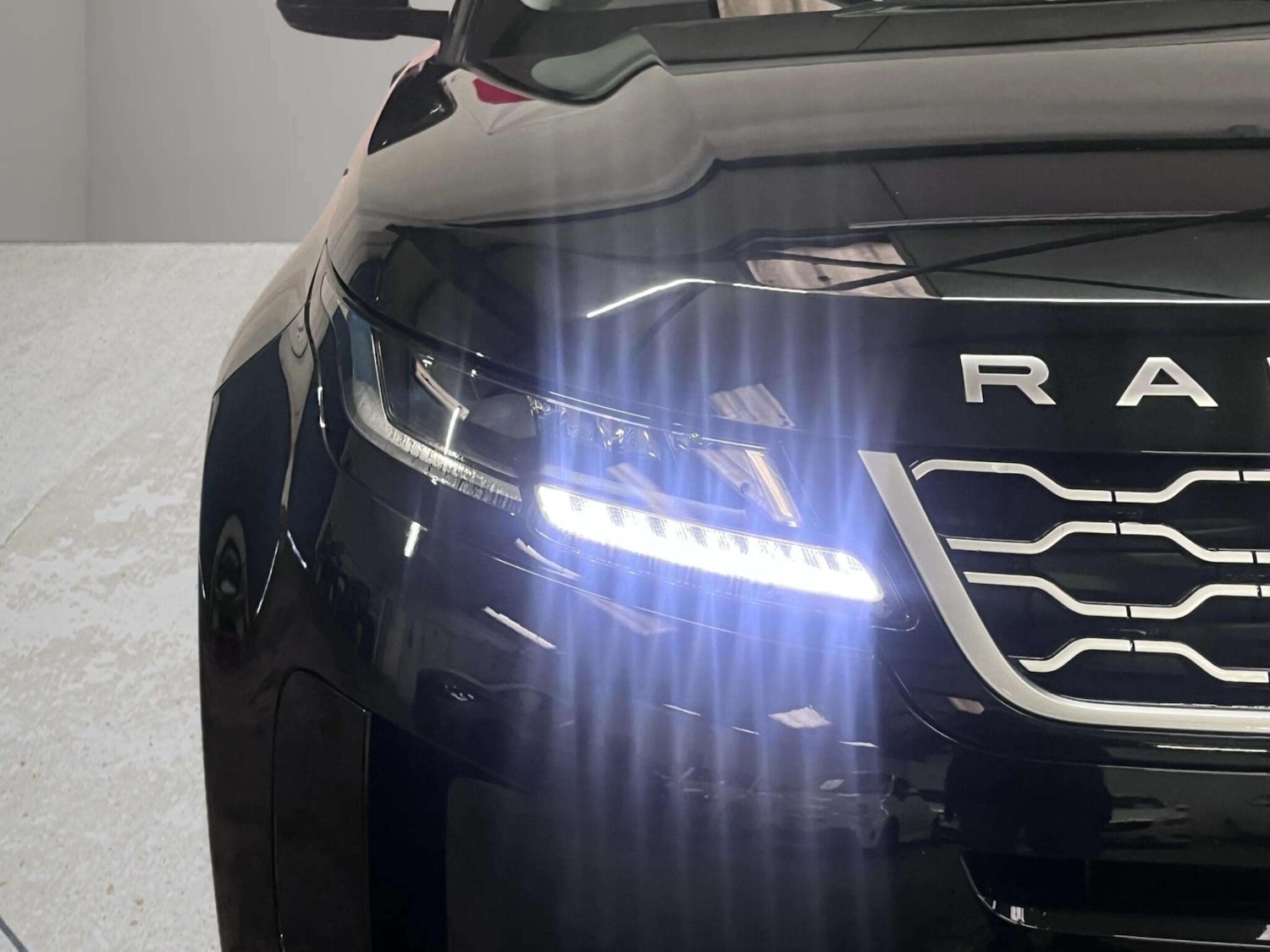 Used Land Rover Range Rover Evoque 2020 for sale - 76832141: Photo 50