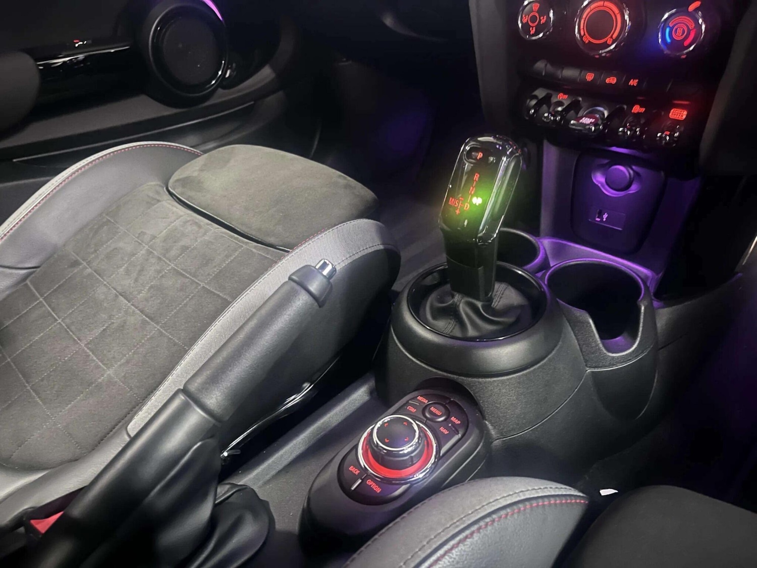 Used MINI Hatch 2021 for sale - 76839372: Photo 37