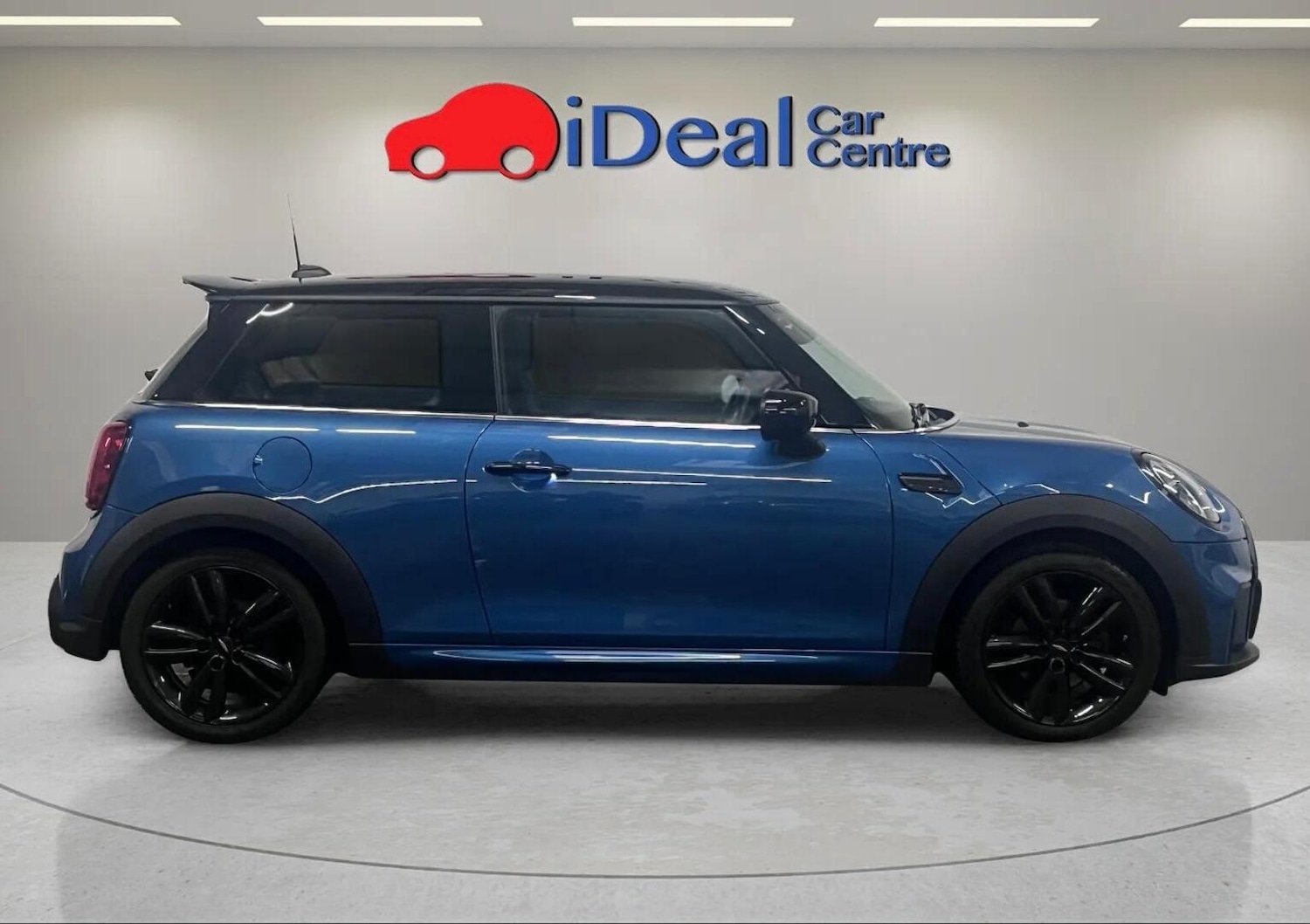 Used MINI Hatch 2021 for sale - 76839372: Photo 4