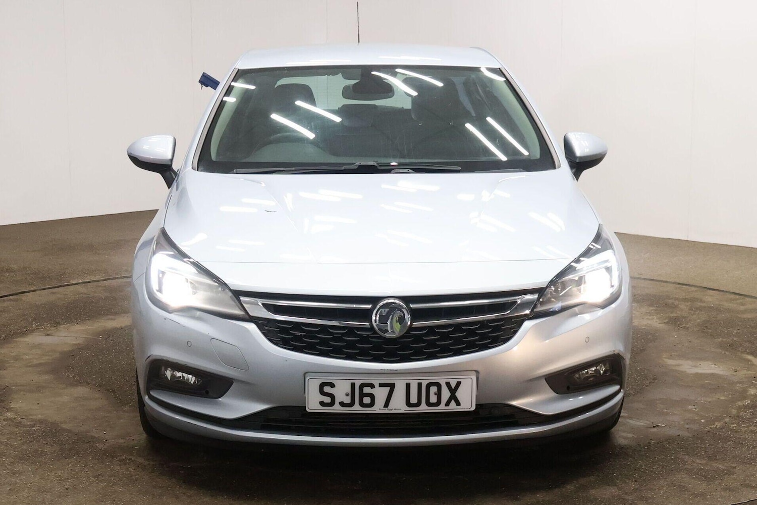 Used Vauxhall Astra 2017 for sale - 77345063: Photo 5