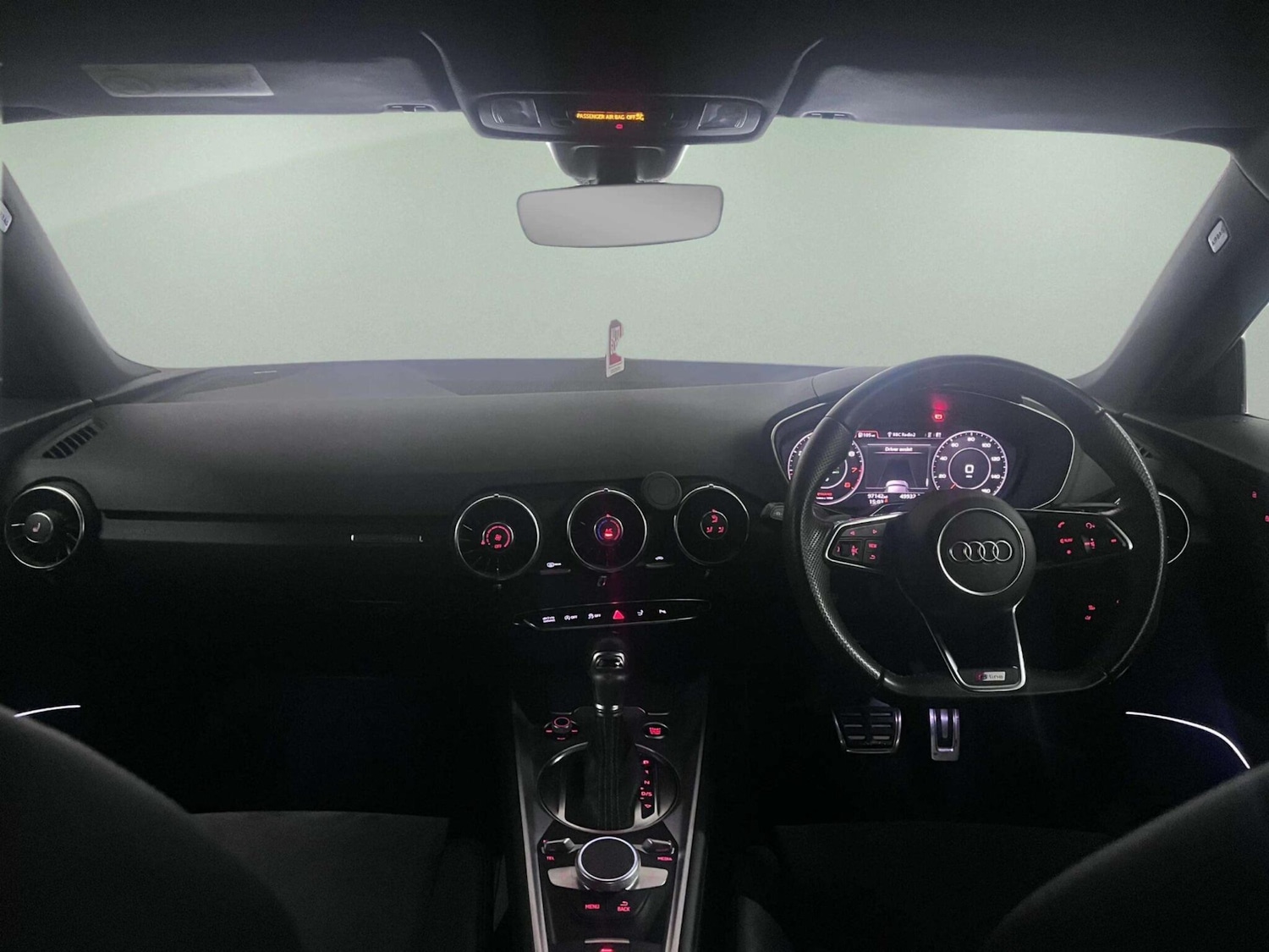 Used Audi TT 2018 for sale - 76801080: Photo 2